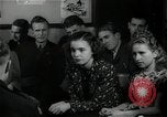 Immagine di Studenti tedeschi dopo la seconda guerra mondiale Francoforte GERMANIA, 1946, secondo 30 filmato di repertorio 65675033270