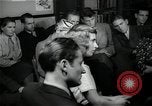 Immagine di Studenti tedeschi dopo la seconda guerra mondiale Francoforte GERMANIA, 1946, secondo 47 filmato di repertorio 65675033270