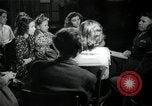 Immagine di Studenti tedeschi dopo la seconda guerra mondiale Francoforte GERMANIA, 1946, secondo 56 filmato di repertorio 65675033270