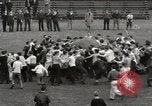 Immagine di Spingere la sfera corrispondono Chicago Illinois USA, 1932, secondo 25 filmato di repertorio 65675033275