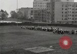 Immagine di Spingere la sfera corrispondono Chicago Illinois USA, 1932, secondo 52 filmato di repertorio 65675033275