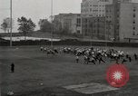 Immagine di Spingere la sfera corrispondono Chicago Illinois USA, 1932, secondo 54 filmato di repertorio 65675033275