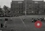 Immagine di Spingere la sfera corrispondono Chicago Illinois USA, 1932, secondo 60 filmato di repertorio 65675033275