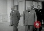Immagine di Dwight D Eisenhower e Winston Churchill Washington DC USA, 1953, secondo 19 filmato di repertorio 65675033296