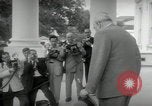 Immagine di Dwight D Eisenhower e Winston Churchill Washington DC USA, 1953, secondo 25 filmato di repertorio 65675033296