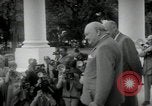 Immagine di Dwight D Eisenhower e Winston Churchill Washington DC USA, 1953, secondo 27 filmato di repertorio 65675033296