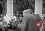 Immagine di Dwight D Eisenhower e Winston Churchill Washington DC USA, 1953, secondo 37 filmato di repertorio 65675033296