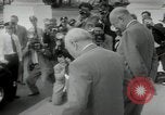 Immagine di Dwight D Eisenhower e Winston Churchill Washington DC USA, 1953, secondo 46 filmato di repertorio 65675033296