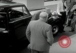 Immagine di Dwight D Eisenhower e Winston Churchill Washington DC USA, 1953, secondo 53 filmato di repertorio 65675033296