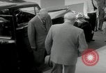 Immagine di Dwight D Eisenhower e Winston Churchill Washington DC USA, 1953, secondo 54 filmato di repertorio 65675033296