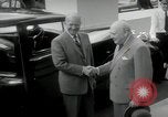 Immagine di Dwight D Eisenhower e Winston Churchill Washington DC USA, 1953, secondo 59 filmato di repertorio 65675033296