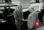Immagine di Dwight D Eisenhower e Winston Churchill Washington DC USA, 1953, secondo 60 filmato di repertorio 65675033296
