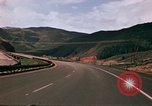 Immagine di Scene di strada Glenwood Canyon Colorado United States USA, 1971, secondo 29 filmato di repertorio 65675033331