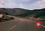 Immagine di Scene di strada Glenwood Canyon Colorado United States USA, 1971, secondo 31 filmato di repertorio 65675033331