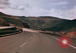 Immagine di Scene di strada Glenwood Canyon Colorado United States USA, 1971, secondo 34 filmato di repertorio 65675033331