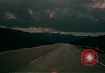 Immagine di Scene di strada Glenwood Canyon Colorado United States USA, 1971, secondo 42 filmato di repertorio 65675033331