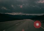 Immagine di Scene di strada Glenwood Canyon Colorado United States USA, 1971, secondo 54 filmato di repertorio 65675033331