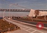 Immagine di Verrazzano Narrows Bridge Brooklyn New York City USA, 1971, secondo 3 filmato di repertorio 65675033334