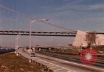 Immagine di Verrazzano Narrows Bridge Brooklyn New York City USA, 1971, secondo 20 filmato di repertorio 65675033334