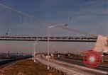 Immagine di Verrazzano Narrows Bridge Brooklyn New York City USA, 1971, secondo 23 filmato di repertorio 65675033334