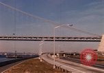 Immagine di Verrazzano Narrows Bridge Brooklyn New York City USA, 1971, secondo 24 filmato di repertorio 65675033334