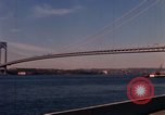 Immagine di Verrazzano Narrows Bridge Brooklyn New York City USA, 1971, secondo 50 filmato di repertorio 65675033334