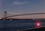 Immagine di Verrazzano Narrows Bridge Brooklyn New York City USA, 1971, secondo 52 filmato di repertorio 65675033334