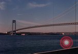 Immagine di Verrazzano Narrows Bridge Brooklyn New York City USA, 1971, secondo 53 filmato di repertorio 65675033334