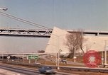 Immagine di Ponte di Verrazzano Brooklyn New York City USA, 1965, secondo 8 filmato di repertorio 65675033336
