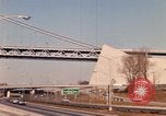 Immagine di Ponte di Verrazzano Brooklyn New York City USA, 1965, secondo 9 filmato di repertorio 65675033336