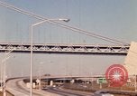 Immagine di Ponte di Verrazzano Brooklyn New York City USA, 1965, secondo 12 filmato di repertorio 65675033336