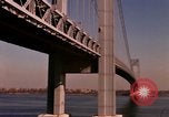 Immagine di Ponte di Verrazzano Staten Island New York USA, 1965, secondo 4 filmato di repertorio 65675033337
