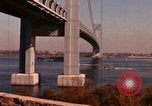 Immagine di Ponte di Verrazzano Staten Island New York USA, 1965, secondo 27 filmato di repertorio 65675033337