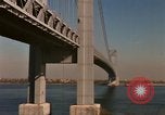 Immagine di Ponte di Verrazzano Staten Island New York USA, 1965, secondo 52 filmato di repertorio 65675033337