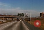Standbild verrazzano-Brücke New York City USA, 1965, aus Sekunde 15 historischem Filmmaterial Videoclip 65675033338