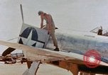 Standbild P-47N Thunderbolts der 464th Fighter Squadron Ryukyu Inseln, 1945, aus Sekunde 13 historischem Filmmaterial Videoclip 65675033358