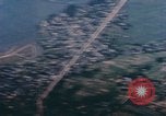 Standbild Strafing von Flugzeugen Japan, 1945, aus Sekunde 7 historischem Filmmaterial Videoclip 65675033359