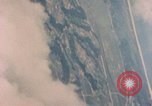Standbild Strafing von Flugzeugen Japan, 1945, aus Sekunde 59 historischem Filmmaterial Videoclip 65675033359