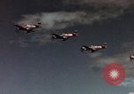 Standbild P-51 Marianen, 1945, aus Sekunde 36 historischem Filmmaterial Videoclip 65675033370