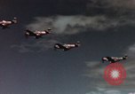 Standbild P-51 Marianen, 1945, aus Sekunde 44 historischem Filmmaterial Videoclip 65675033370