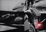 Standbild 39th Fighter Interceptor Squadron Korea, 1951, aus Sekunde 39 historischem Filmmaterial Videoclip 65675033384