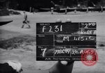 Standbild Betankung von Flugzeugen Korea, 1951, aus Sekunde 5 historischem Filmmaterial Videoclip 65675033386