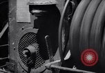 Standbild Betankung von Flugzeugen Korea, 1951, aus Sekunde 26 historischem Filmmaterial Videoclip 65675033386