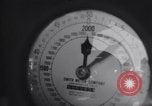 Standbild Betankung von Flugzeugen Korea, 1951, aus Sekunde 30 historischem Filmmaterial Videoclip 65675033386
