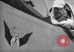 Standbild Betankung von Flugzeugen Korea, 1951, aus Sekunde 47 historischem Filmmaterial Videoclip 65675033386
