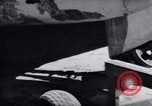 Standbild 110 Gallone ZUSAtzkraftstofftanks Korea, 1951, aus Sekunde 31 historischem Filmmaterial Videoclip 65675033387