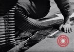 Standbild Laden von F-51 guns Korea, 1951, aus Sekunde 14 historischem Filmmaterial Videoclip 65675033388
