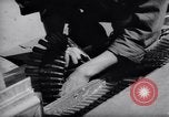 Standbild Laden von F-51 guns Korea, 1951, aus Sekunde 18 historischem Filmmaterial Videoclip 65675033388