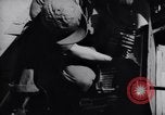 Standbild Laden von F-51 guns Korea, 1951, aus Sekunde 36 historischem Filmmaterial Videoclip 65675033388