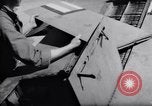 Standbild Laden von F-51 guns Korea, 1951, aus Sekunde 43 historischem Filmmaterial Videoclip 65675033388